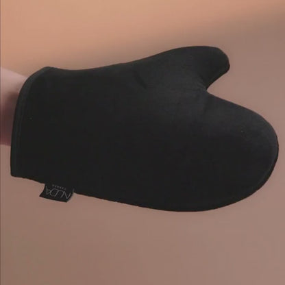 NUDA Application Glove