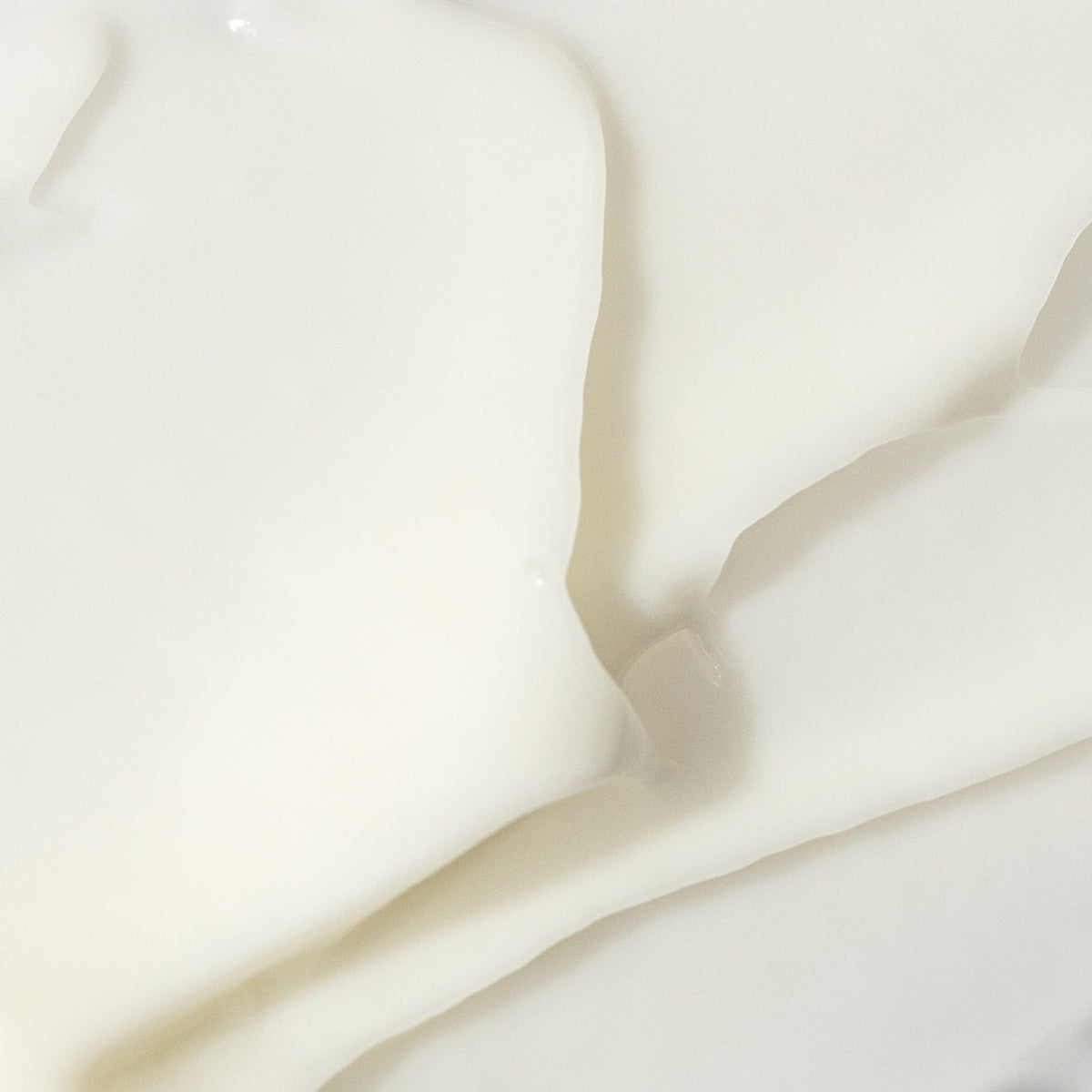 Vivier Crème Radiante pour Contour des yeux — texture du soin